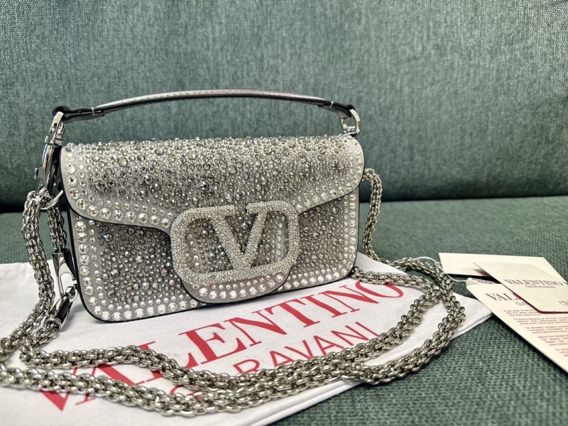 Va1e*ntin0 satchel bag